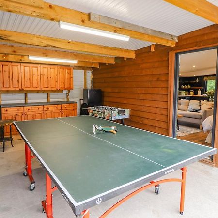 The Cabin At Evelyns Retreat 코웬 외부 사진