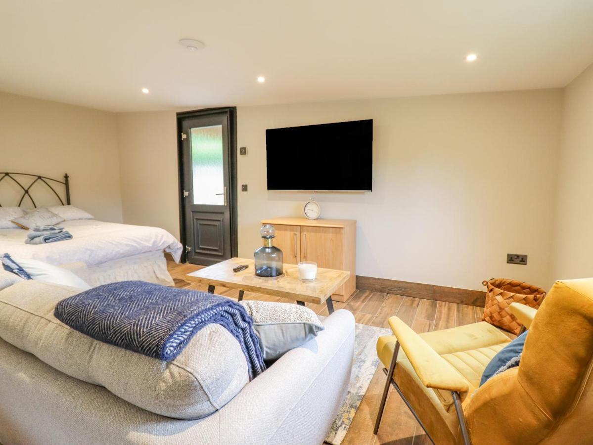 The Cabin At Evelyns Retreat 코웬 외부 사진